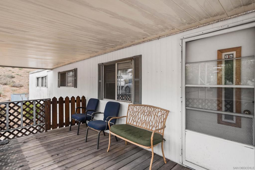 MLS #250039285SD image #10