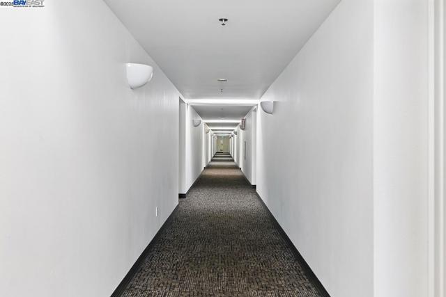 988 Franklin St, Oakland CA: https://media.crmls.org/mediaz/7ed267d2-3dea-4d16-9609-f3a2183b98ba.jpg
