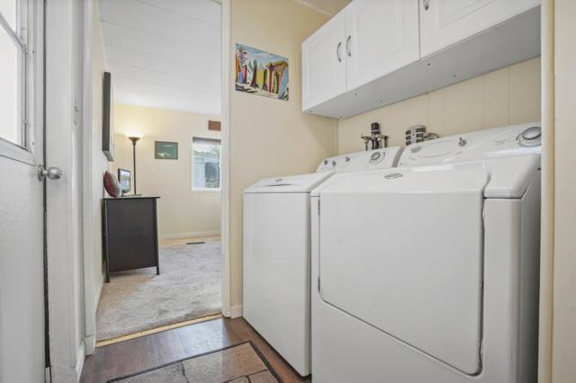 9097 N Ventura Avenue, Ventura CA: https://media.crmls.org/mediaz/7ed35085-0657-4c74-a69f-a41a85e30674.jpg