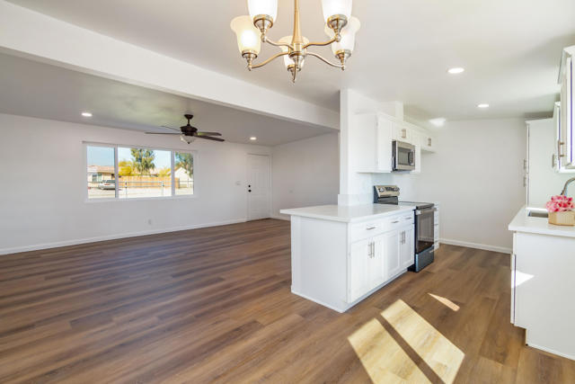 Image 12 of 18 For 2340 Sand Quill Avenue
