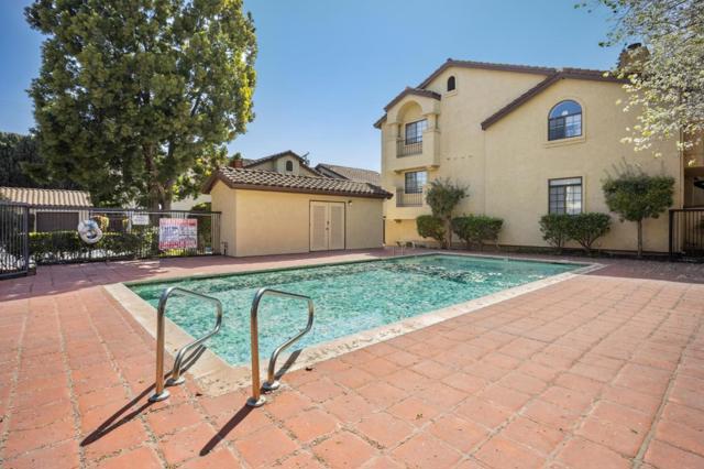 72 Washington Square Drive, Milpitas CA: https://media.crmls.org/mediaz/7ed39463-c334-44df-b5da-70e38f998974.jpg