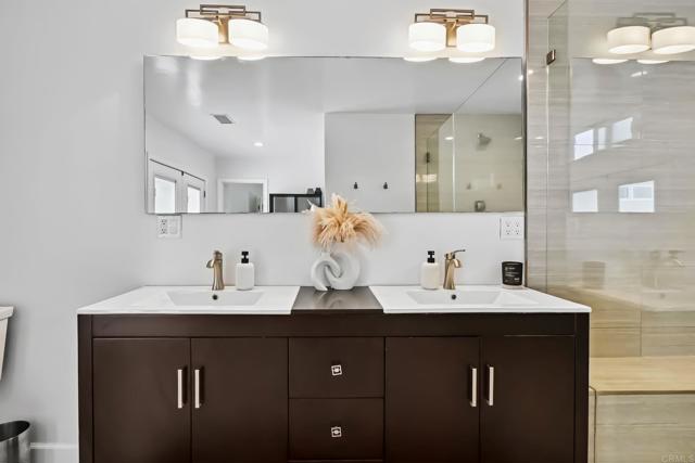 3435 Ann Drive, Carlsbad CA: https://media.crmls.org/mediaz/7ed3f8a3-d5dc-4046-b8d6-7bb40fa288e0.jpg