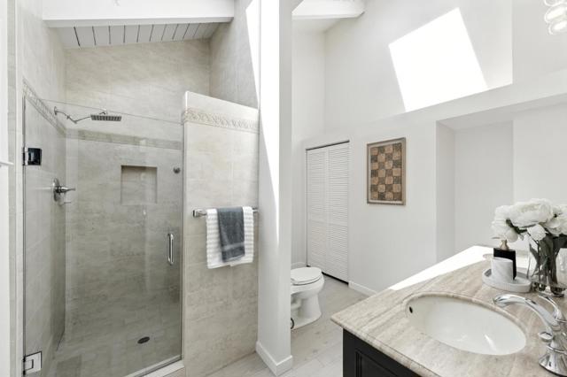 234 Edgewood Road, Redwood City CA: https://media.crmls.org/mediaz/7ed6bdc0-2c0a-491d-a0d7-2490555adf0f.jpg