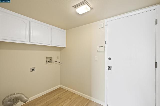 5535 Edgeview Dr, Discovery Bay CA: https://media.crmls.org/mediaz/7ed6e4ff-963a-4ef1-8982-95dd1f97f192.jpg