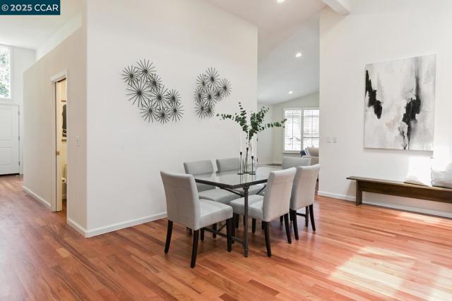 2 Deer field, Walnut Creek CA: https://media.crmls.org/mediaz/7ed734cb-2c67-41a0-9b7d-8d684e9f939a.jpg