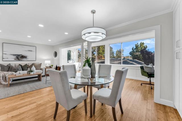 1200 Leisure Ln, Walnut Creek CA: https://media.crmls.org/mediaz/7ed7abad-3658-4c28-a52f-041bc9a47688.jpg