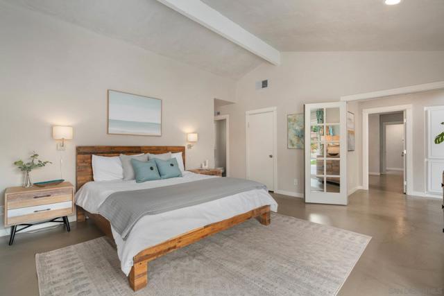 3213 Avenida Hacienda, Escondido CA: https://media.crmls.org/mediaz/7ed7b8aa-f037-4e18-94af-cb938d3735aa.jpg