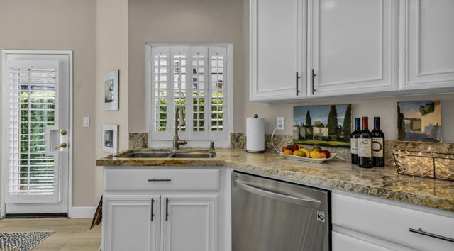 105 Brandigo Circle, Palm Desert, CA 92211