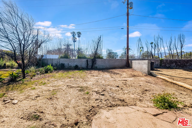 709 Swarthmore Avenue, Pacific Palisades CA: https://media.crmls.org/mediaz/7ed7c08c-fbdd-4d22-9c29-a861f130b754.jpg