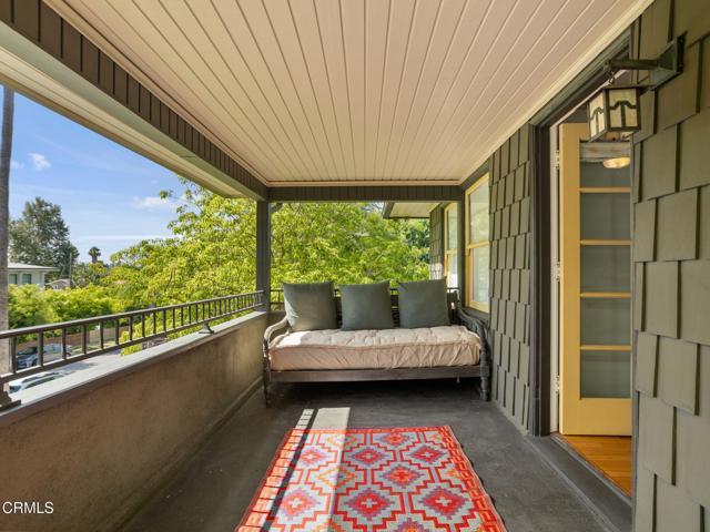 1327 Campbell Street, Glendale CA: https://media.crmls.org/mediaz/7ed839b6-e52a-436b-9889-f7a55af41c8b.jpg
