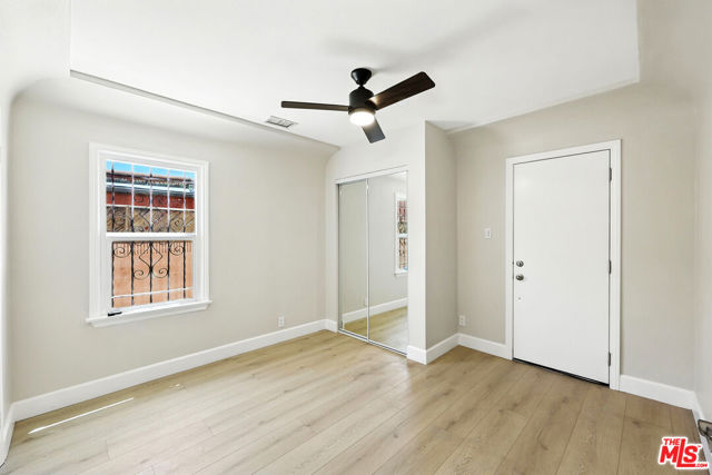 8853 S Halldale Avenue, Los Angeles CA: https://media.crmls.org/mediaz/7ed911a1-b7a9-4216-bc45-16df81780685.jpg