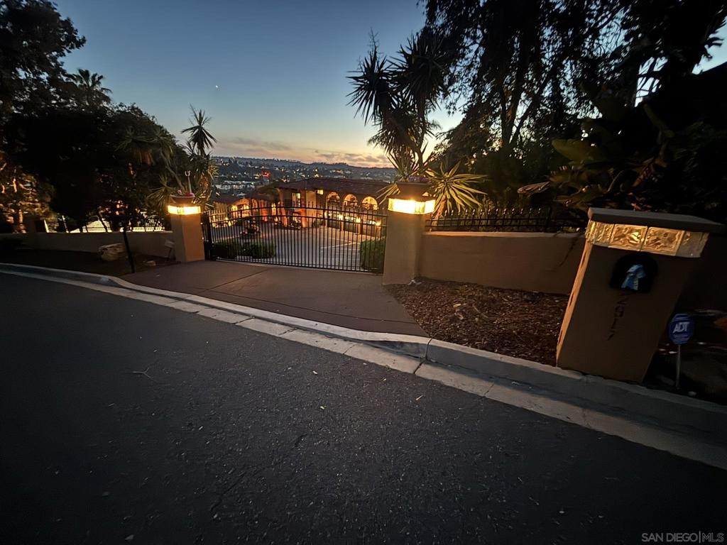 MLS #250017946SD img 7