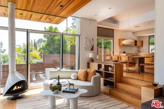 1855 Redcliff Street, Los Angeles CA: https://media.crmls.org/mediaz/7edab25f-f00c-424a-b054-b2696f2980fb.jpg