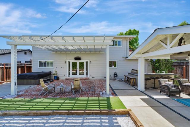 2658 Hill Park Drive, San Jose CA: https://media.crmls.org/mediaz/7edafd1b-7273-4162-8396-e651d2331d87.jpg