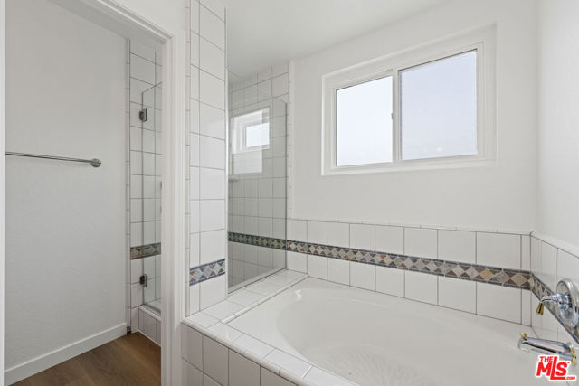 1711 Goodman Avenue, Redondo Beach CA: https://media.crmls.org/mediaz/7edb029b-e967-4bf8-9b1f-f1e8f8f5b4fb.jpg