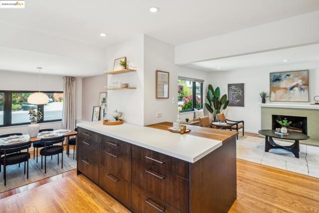 6212 Bernhard, Richmond CA: https://media.crmls.org/mediaz/7edb8812-2b57-464d-a6cc-e0fa84caf3ca.jpg