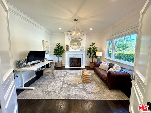 10338 Keswick Avenue, Los Angeles CA: https://media.crmls.org/mediaz/7edc3697-b092-4d26-b20d-3b33a5489745.jpg