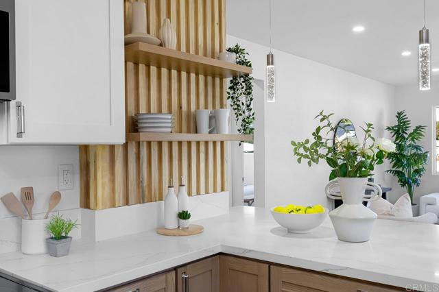 Detail Gallery Image 6 of 37 For 12721 Julian Ave, Lakeside,  CA 92040 - 3 Beds | 2 Baths