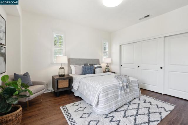 492 Calico Ct, San Ramon CA: https://media.crmls.org/mediaz/7edec743-997d-4375-ad65-3ee498216e9e.jpg