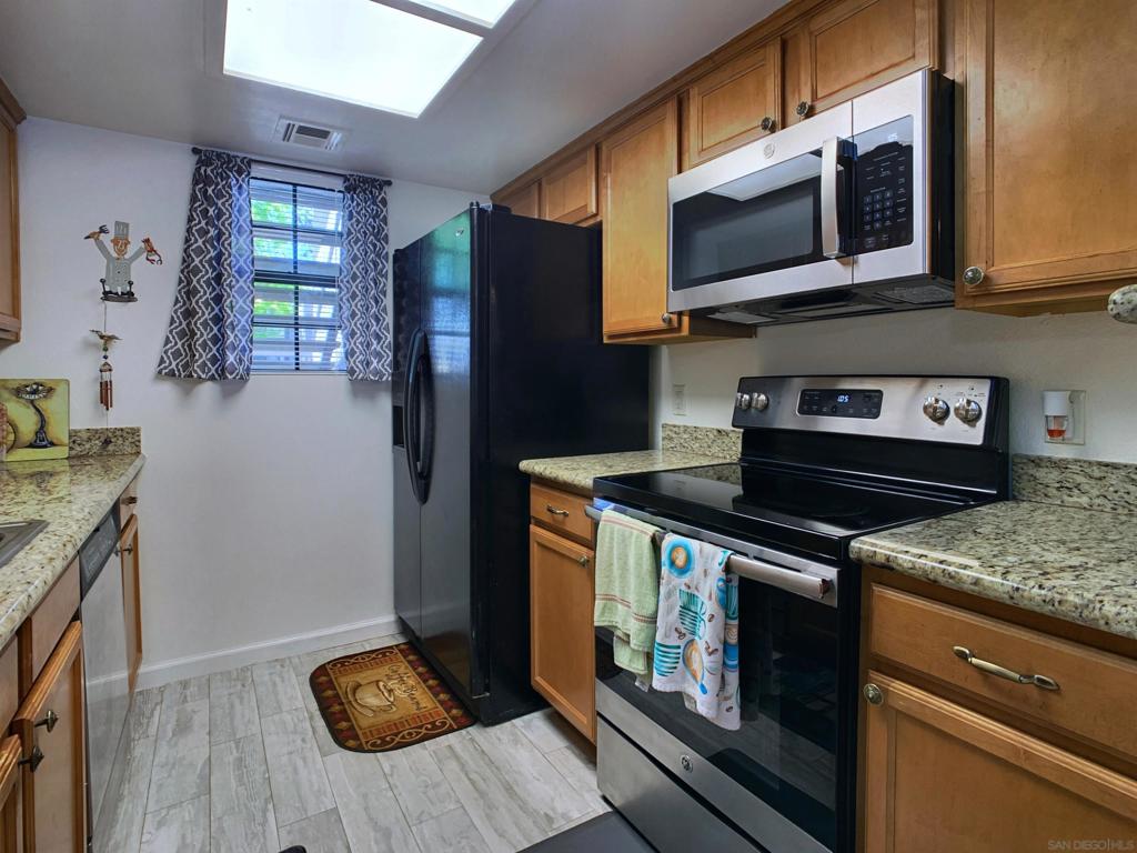 15024 Avenida Venusto - photo 4