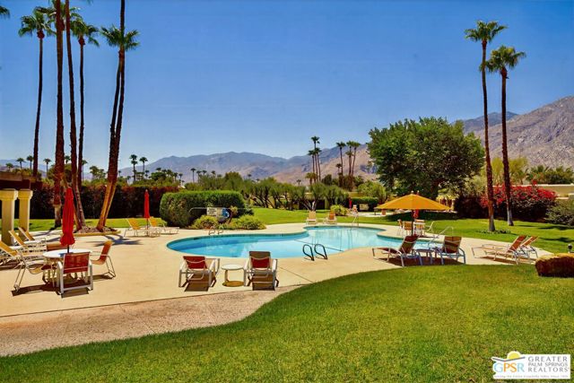 468 N Greenhouse Way, Palm Springs CA: https://media.crmls.org/mediaz/7ee055b6-680a-431a-a035-c86b307c813a.jpg