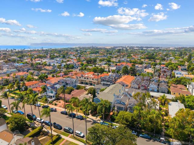 736 F Ave, Coronado CA: https://media.crmls.org/mediaz/7ee0a88f-0c10-44a5-b22b-5990fca8c3ac.jpg