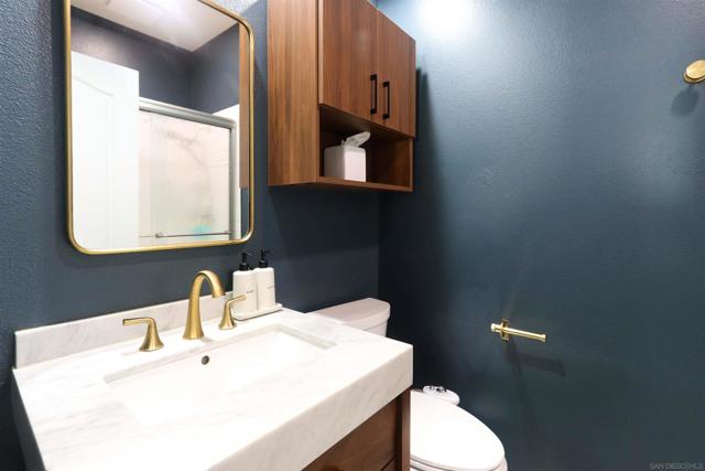 994 N Big Sky Lane, Orange CA: https://media.crmls.org/mediaz/7ee16b6b-2498-4b9e-9a81-263ee56a7f47.jpg