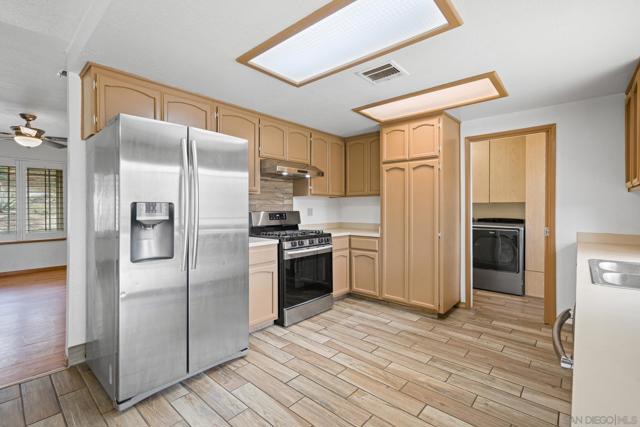19602 Santee Lane, Valley Center CA: https://media.crmls.org/mediaz/7ee3e4bb-a69b-44e2-b620-a6ccec37c1bc.jpg
