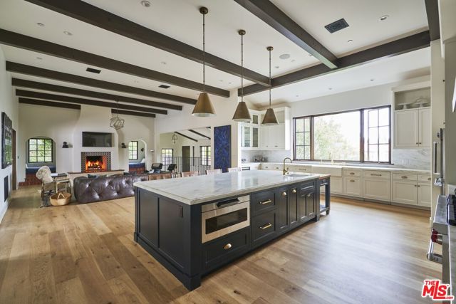 Drew Fenton | 879 Muskingum Avenue Pacific Palisades CA | MLS: 7240221 Drew Fenton | 879 Muskingum Avenue Pacific Palisades CA | MLS: 7240221