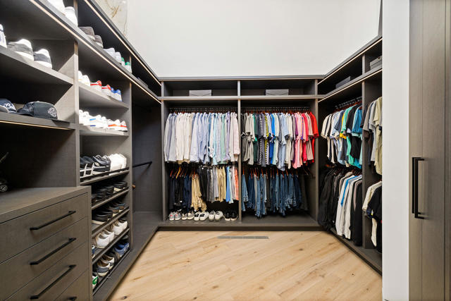 Image 33 of 61 For 173 Tamit Place