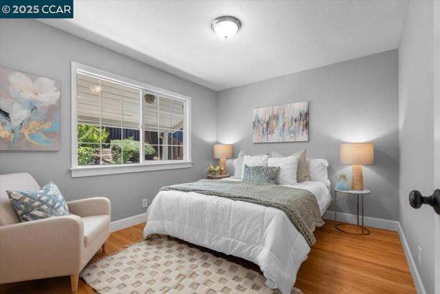 5555 Alabama Dr, Concord CA: https://media.crmls.org/mediaz/7ee469b4-78cc-4193-9083-2ebfd19044fd.jpg