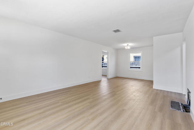 Detail Gallery Image 8 of 30 For 2121 Scribner St, Stockton,  CA 95206 - 3 Beds | 1 Baths