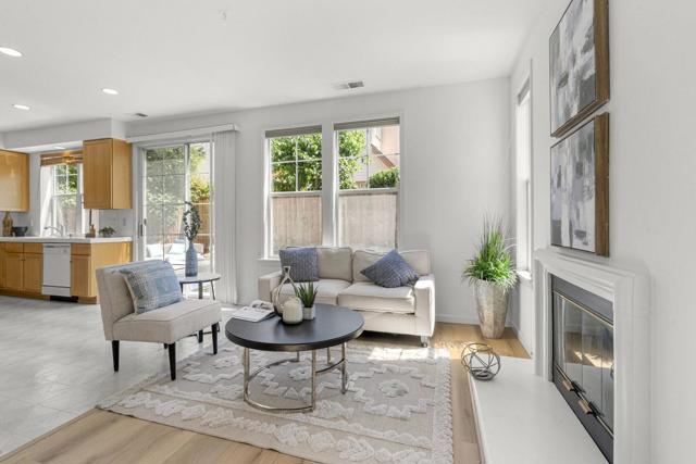 87 Chester Circle, Los Altos CA: https://media.crmls.org/mediaz/7ee4af3b-5167-4744-be2e-71926c4c82e6.jpg