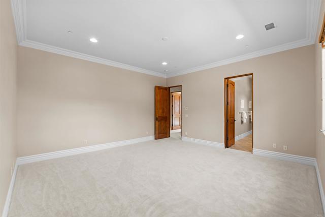 Detail Gallery Image 32 of 67 For 2428 Catalina Ave, Vista,  CA 92084 - 5 Beds | 5/1 Baths