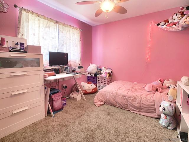 8644 Via Del Luz, El Cajon CA: https://media.crmls.org/mediaz/7ee58c24-9345-4f1e-b8f1-b1f101026c7a.jpg