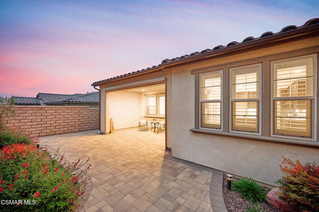 2424 Quartsite Drive, Camarillo CA: https://media.crmls.org/mediaz/7ee5bd1a-852f-4d27-a0d5-1c871e7d7e9f.jpg