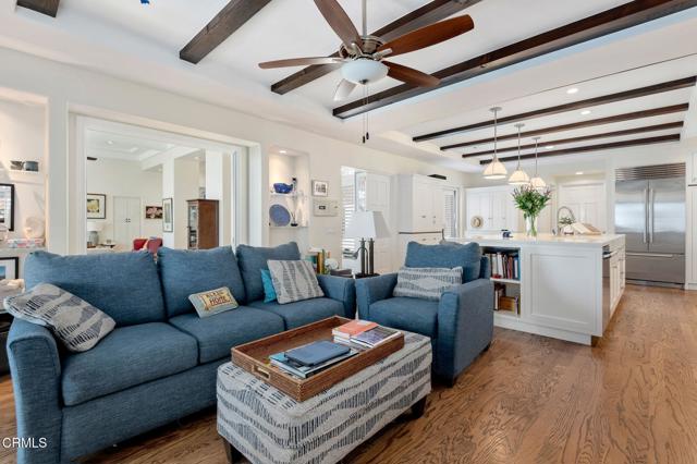 518 Lincoln Drive, Ventura CA: https://media.crmls.org/mediaz/7ee66fe1-0c89-4336-bdf1-0da5e0b8ea8e.jpg