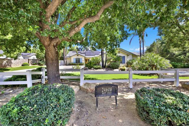 Detail Gallery Image 1 of 1 For 24608 Watt Rd, Ramona,  CA 92065 - 4 Beds | 3 Baths