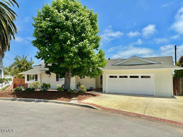 Detail Gallery Image 1 of 1 For 84 Natalie Way, Camarillo,  CA 93010 - 3 Beds | 2 Baths