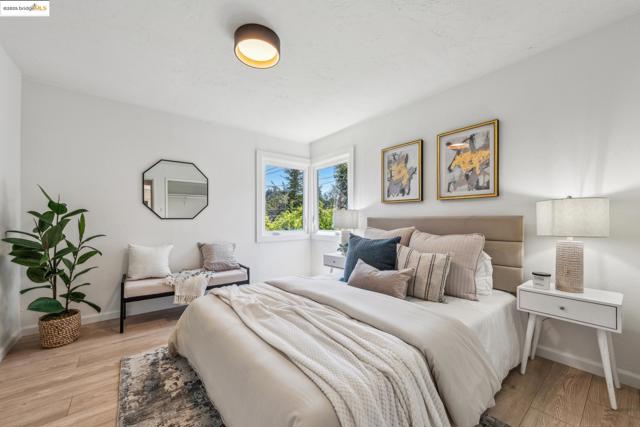 7069 Saroni Dr, Oakland CA: https://media.crmls.org/mediaz/7ee979ab-ab8d-4200-8039-63fb76fc8c52.jpg