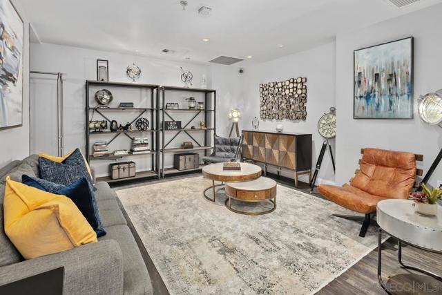 1150 J Street, San Diego CA: https://media.crmls.org/mediaz/7ee9b45e-43b8-40aa-acb7-63777c6f2ae1.jpg