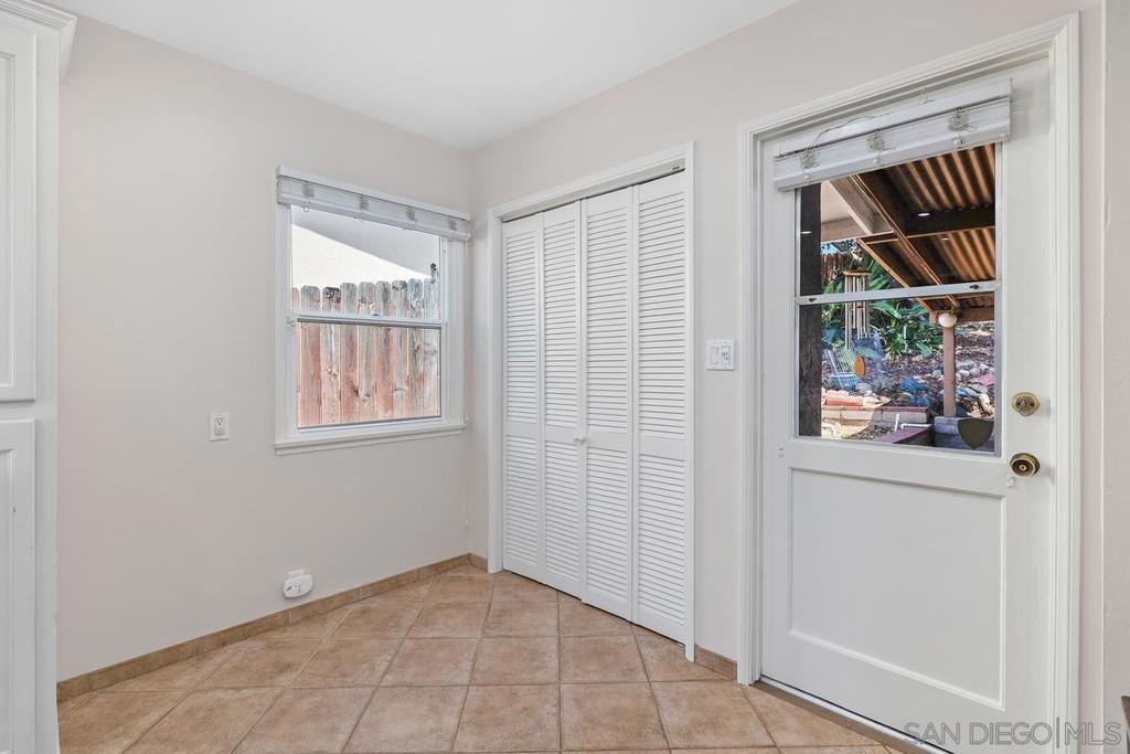 2467 56th Street - photo 13