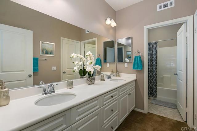 Detail Gallery Image 23 of 31 For 1148 Breakaway Dr, Oceanside,  CA 92057 - 4 Beds | 3 Baths