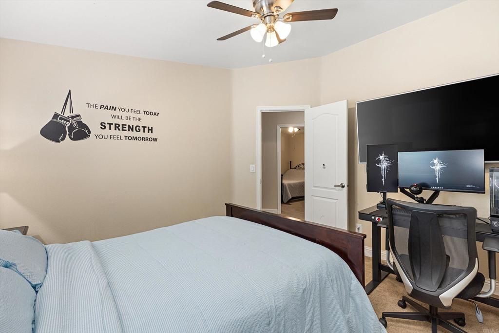 2700 Valley Parkway - photo 19