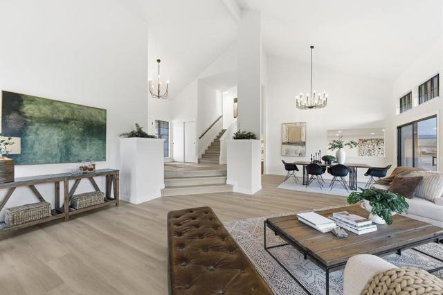 370 Burning Tree Court, Half Moon Bay CA: https://media.crmls.org/mediaz/7eed9bef-98f2-4612-937e-3769015ca130.jpg