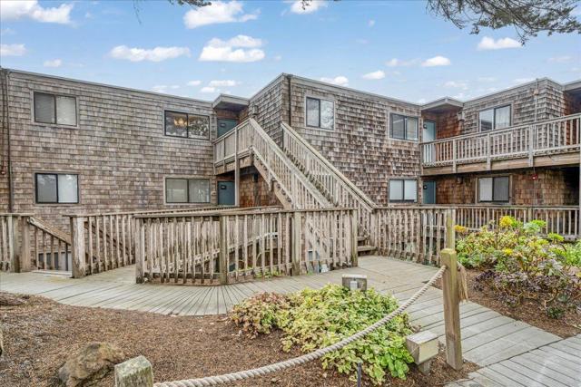 101 Shell Drive, Watsonville CA: https://media.crmls.org/mediaz/7eee34f5-c789-483c-ba81-5c54ca57632a.jpg