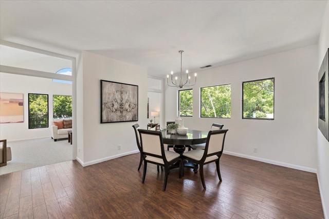 1107 Palm Avenue, San Mateo CA: https://media.crmls.org/mediaz/7eee5095-a407-4338-ad9f-3d32e8325d62.jpg