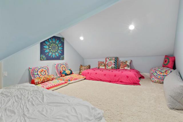 Image 65 of 84 For 1187 Clark Way