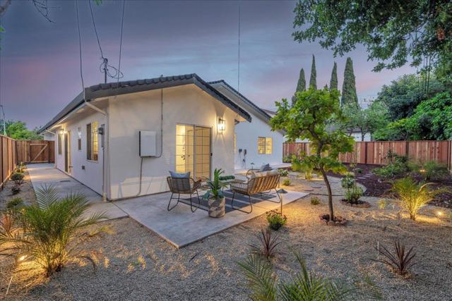 Image 29 of 34 For 880 Las Palmas Drive