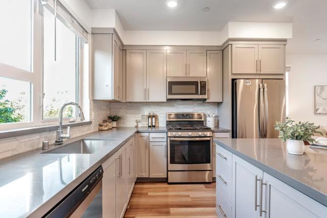 Image 13 of 34 For 975 41st Street 135